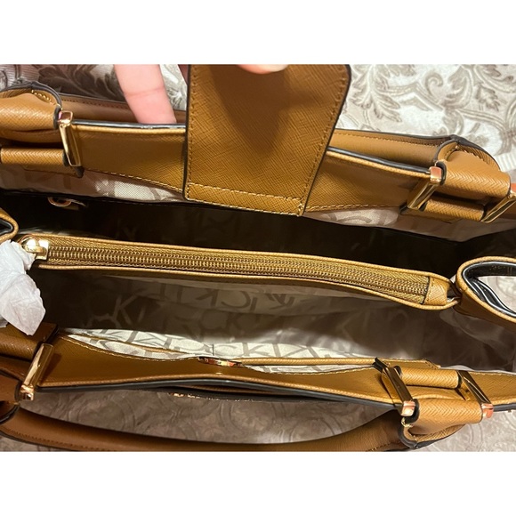 Calvin Klein Signature Satchel Purse Brown - Picture 2 of 7